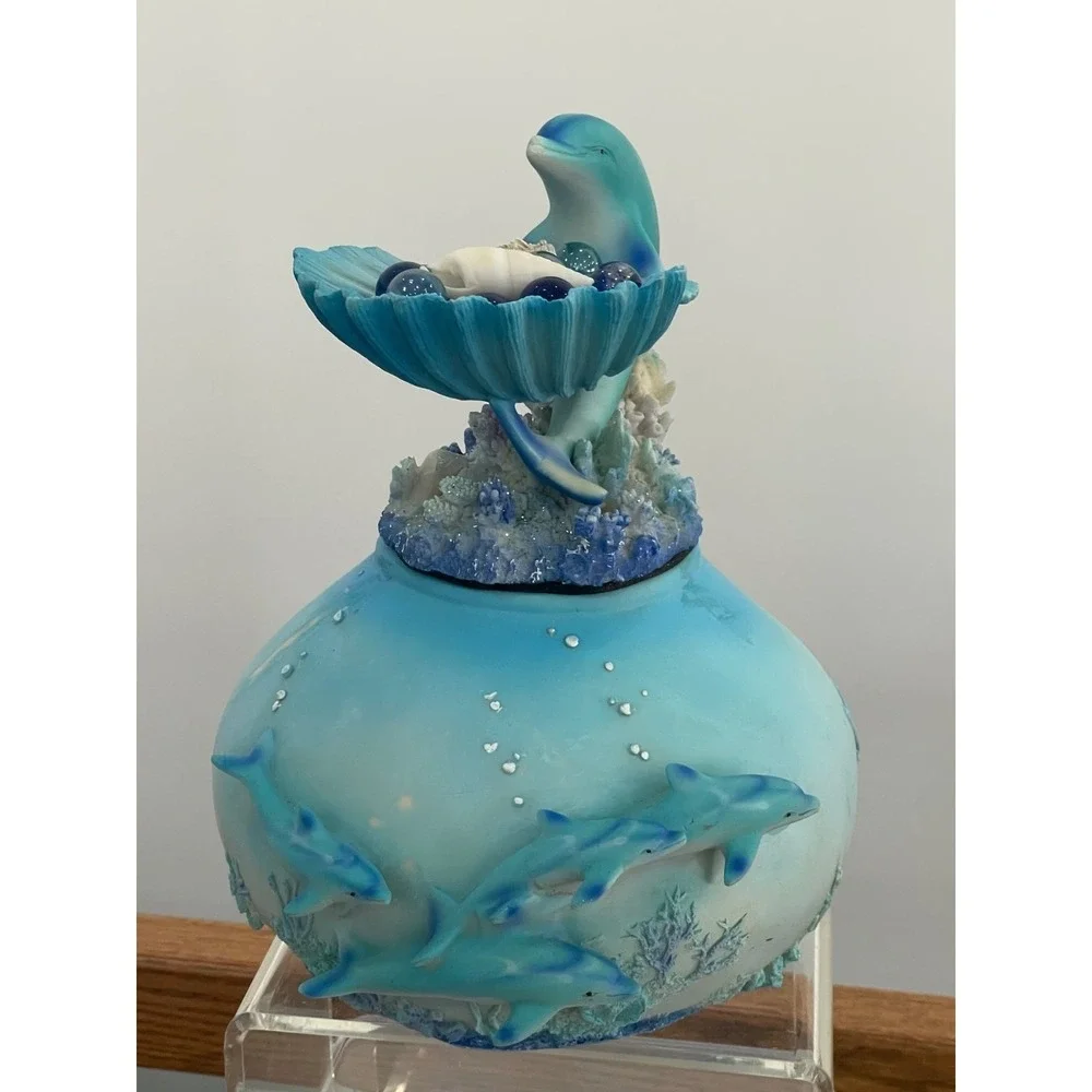 Dolphin Statue Water Shells Holder 3D dolphins 10